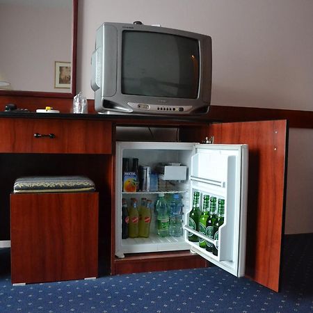 Hotel Mimoza Kumanowo Zewnętrze zdjęcie