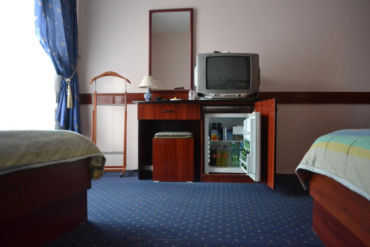 Hotel Mimoza Kumanowo Zewnętrze zdjęcie